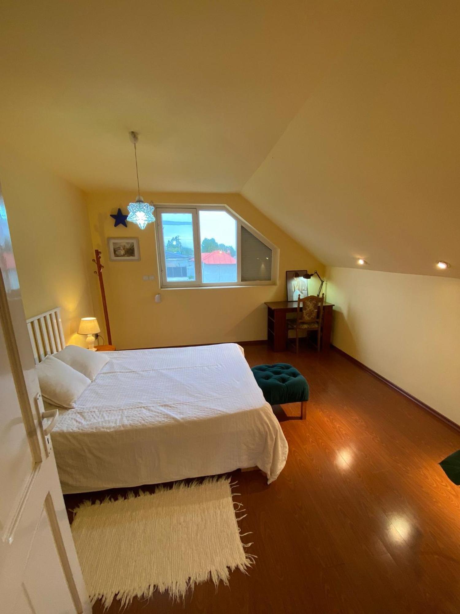 Cosy Bedroom For 2 With Balcony In A Family Villa Turnu Măgurele Exterior foto