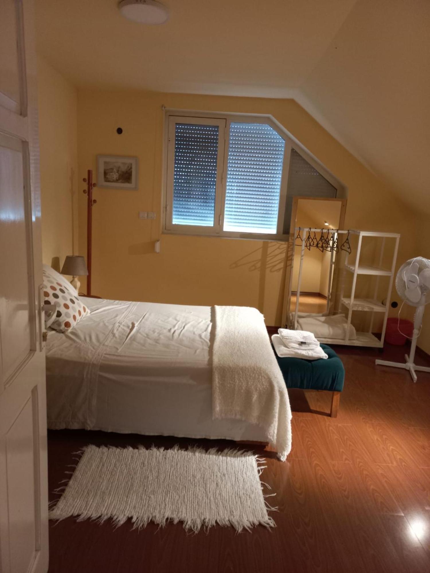 Cosy Bedroom For 2 With Balcony In A Family Villa Turnu Măgurele Exterior foto